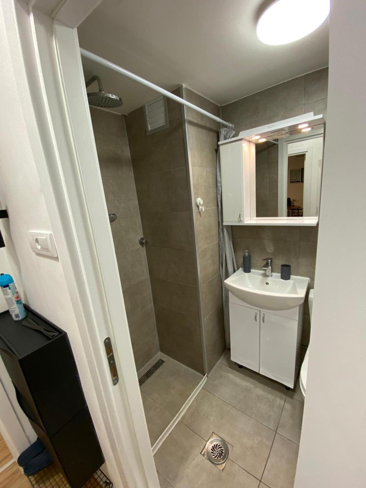 Urban Oasis Apartment Sajmiste Zewnętrze zdjęcie